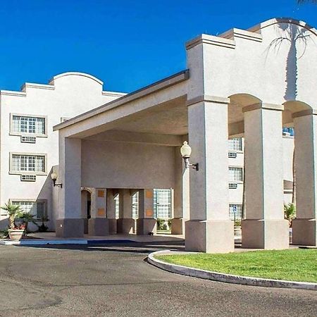 Hotel Baymont By Wyndham Safford Extérieur photo