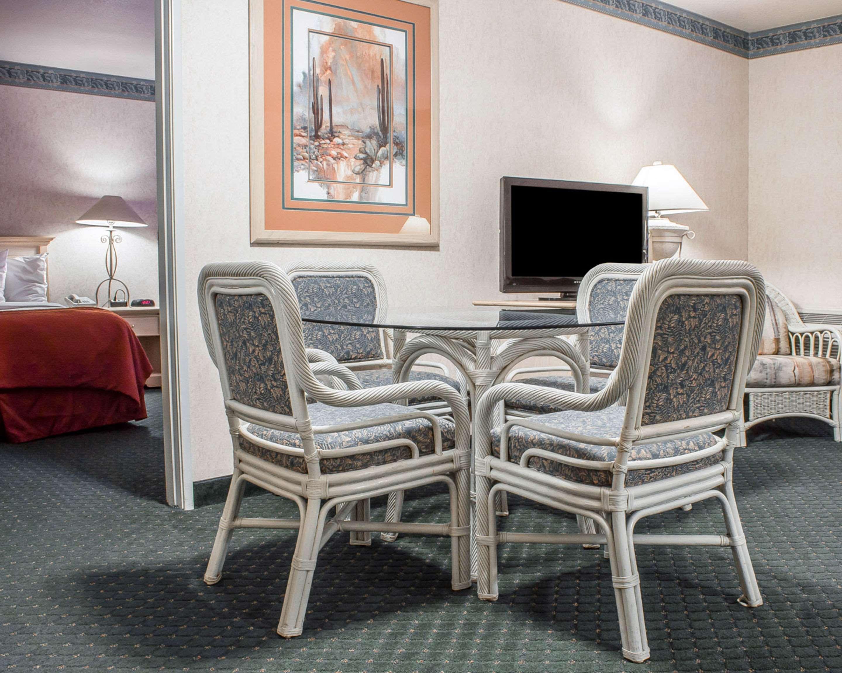 Hotel Baymont By Wyndham Safford Extérieur photo