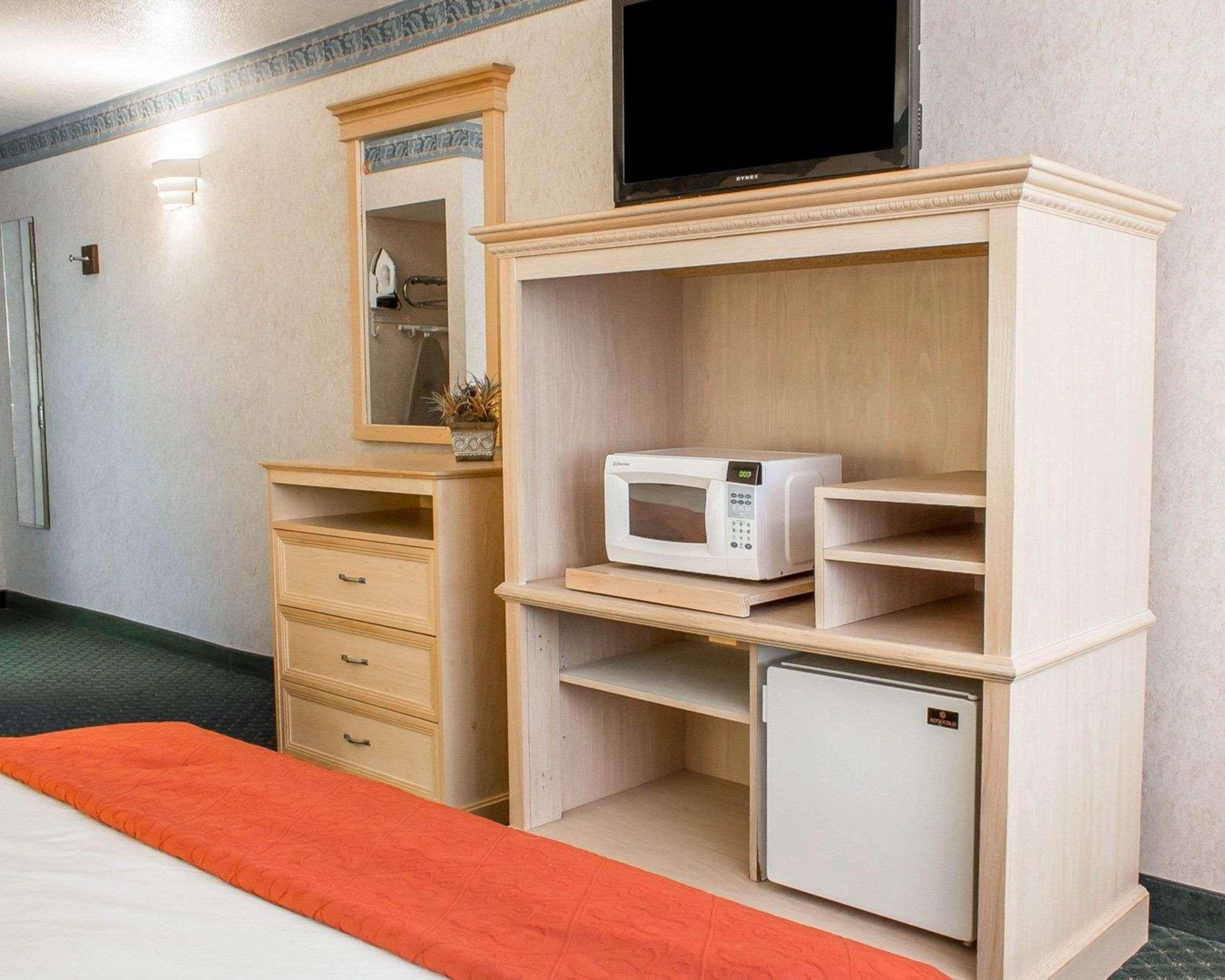 Hotel Baymont By Wyndham Safford Extérieur photo
