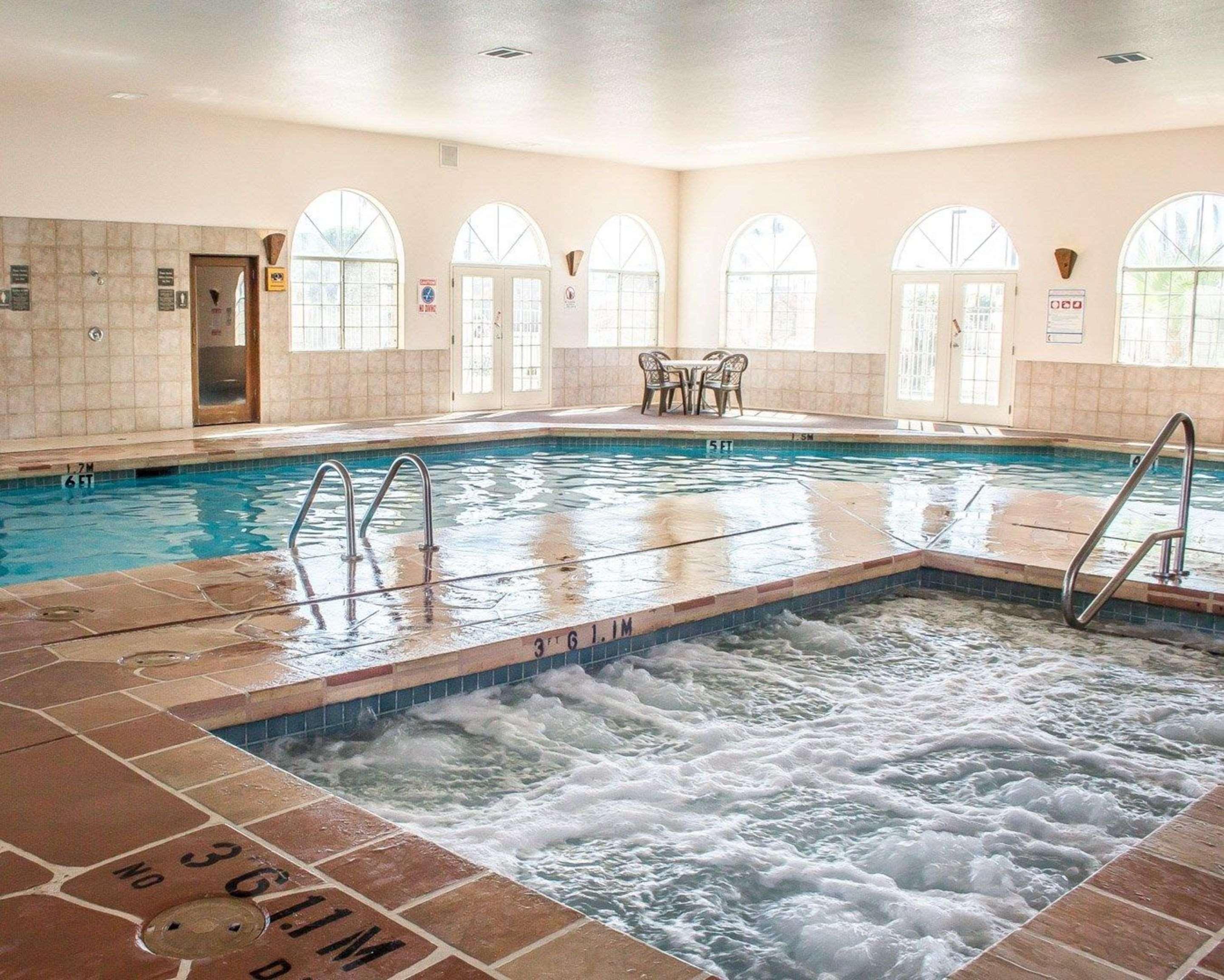 Hotel Baymont By Wyndham Safford Extérieur photo