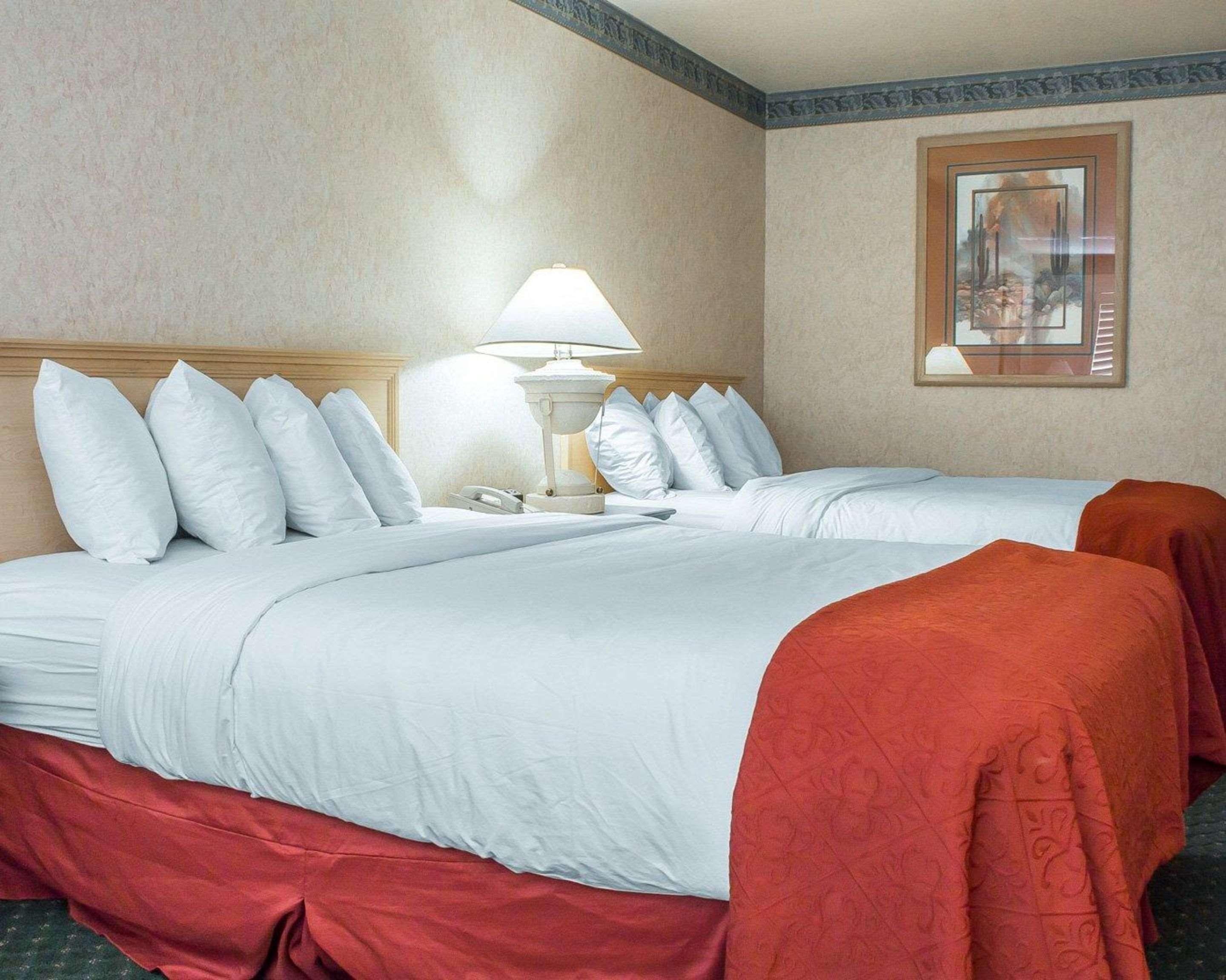 Hotel Baymont By Wyndham Safford Extérieur photo