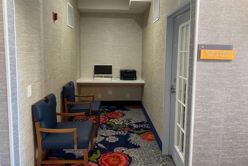 Hotel Baymont By Wyndham Safford Extérieur photo